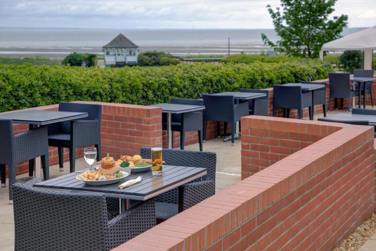 Old Hunstanton Le Strange Arms Hotel 외부 사진