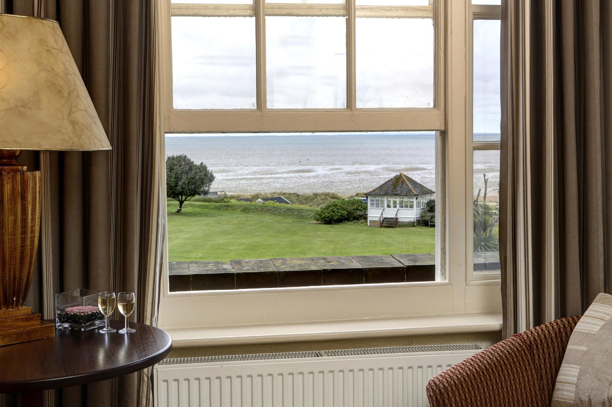 Old Hunstanton Le Strange Arms Hotel 외부 사진