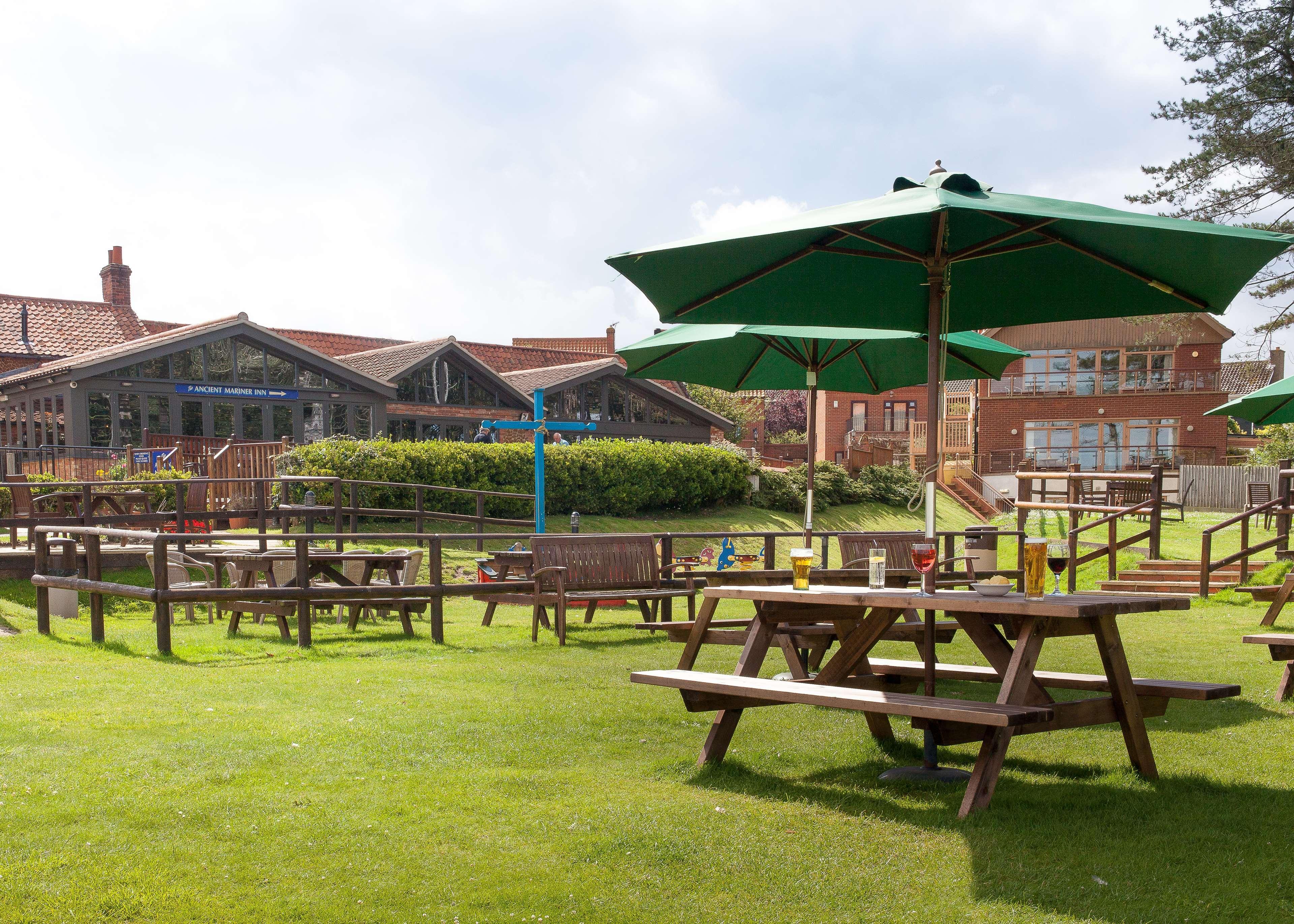 Old Hunstanton Le Strange Arms Hotel 외부 사진