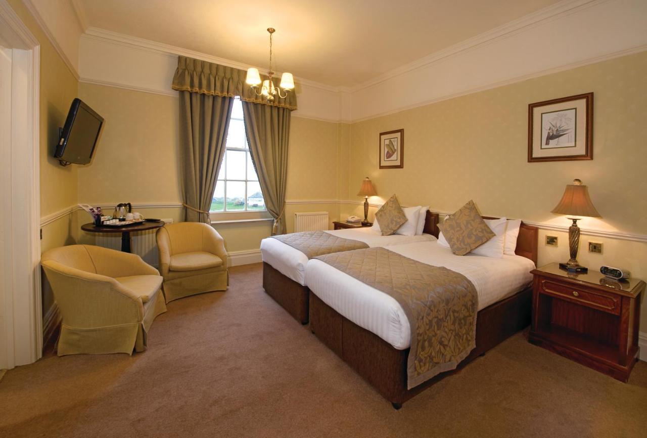 Old Hunstanton Le Strange Arms Hotel 외부 사진